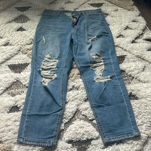 Wild Fable highest rise mom jean